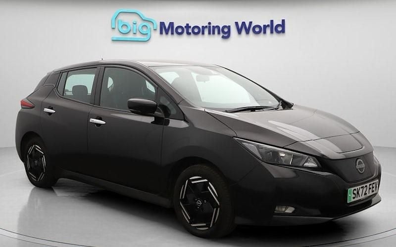 Used 2025 Nissan Leaf Acenta Hatchback | £9,200 (Good price) - Image 1/4