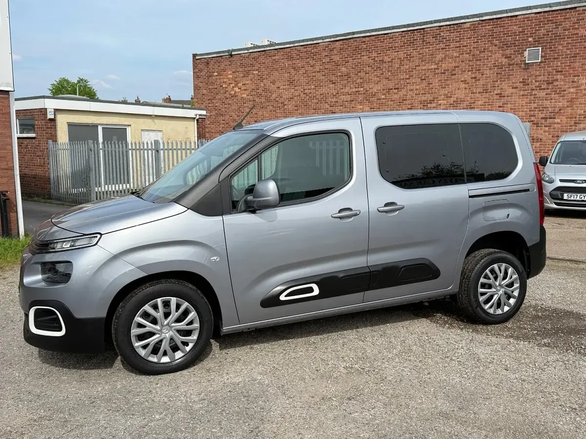 Used Citroën Berlingo Feel 2020 Grey MPV