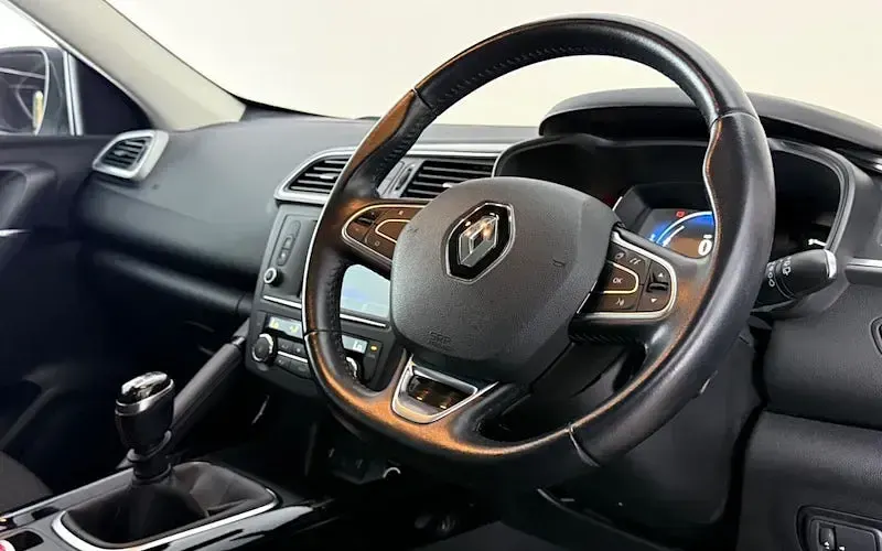Used Renault Kadjar Dynamique 131 HP (96 kW) 2017 Blue SUV