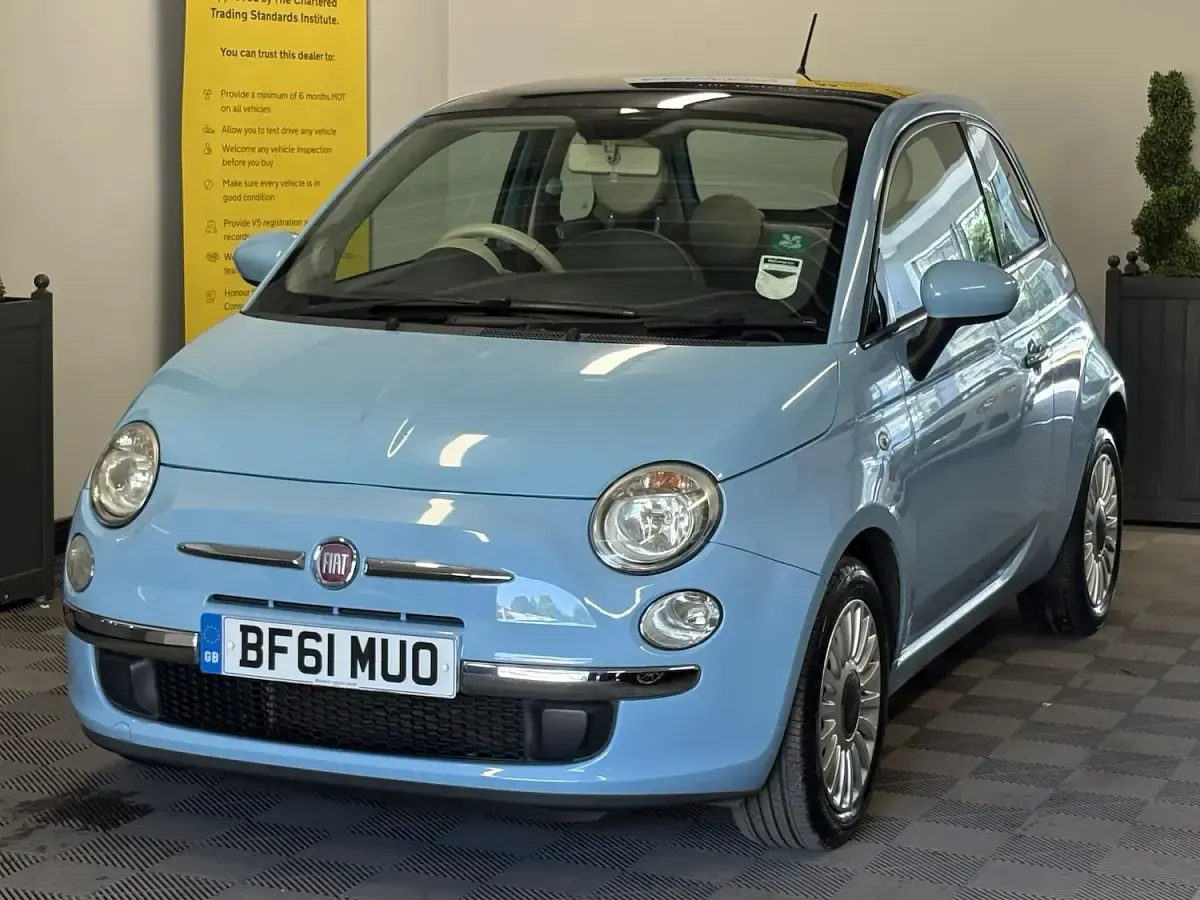Used Fiat 500 Lounge 69 HP (50 kW) 2011 Blue Hatchback