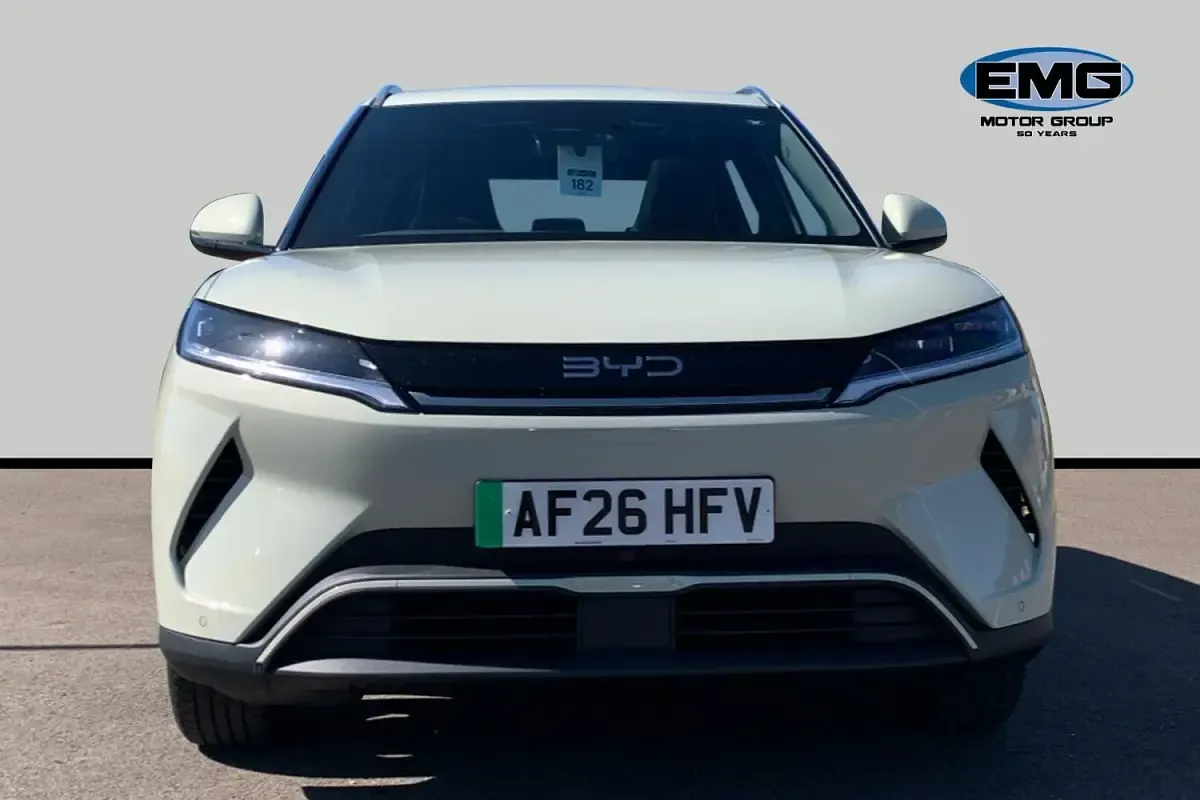 Ny BYD Atto 2 Boost 130 kW (177 HK) 2026 Hikng grn paint SUV