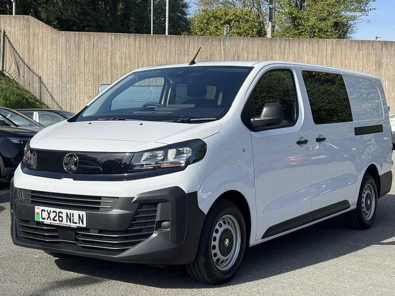 New Vauxhall Vivaro 143 HP (105 kW) 2026 White MPV