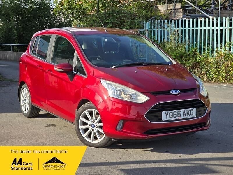 Red Used 2017 Ford B-MAX Titanium MPV | £3,990 (Fair price) - Image 1/4