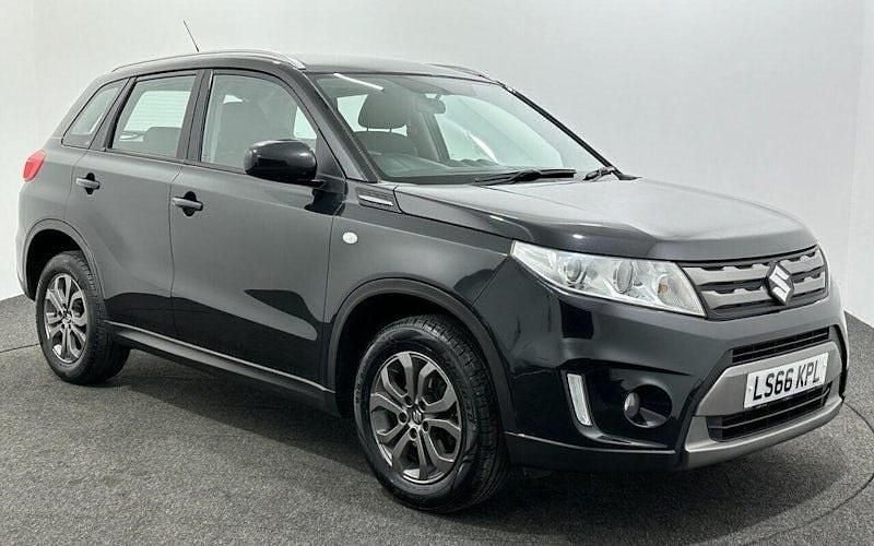 Used 2018 Suzuki Vitara SZ4 Estate | £8,726 (Good price) - Image 1/3