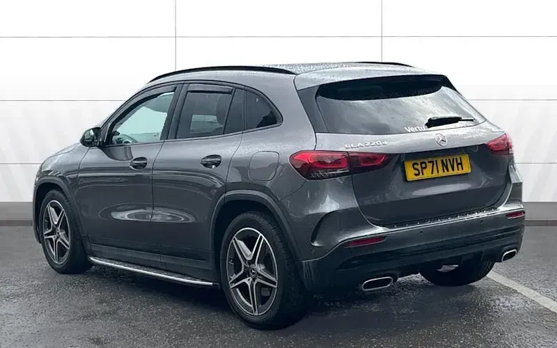 Used Mercedes GLA220 AMG Line Premium Plus 190 HP (139 kW) 2021 Grey SUV