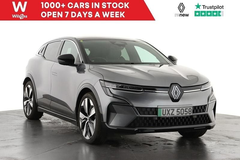 Used Renault Megane E-Tech Komfort 160 kW (218 HP) 2025 Grey/black  Hatchback