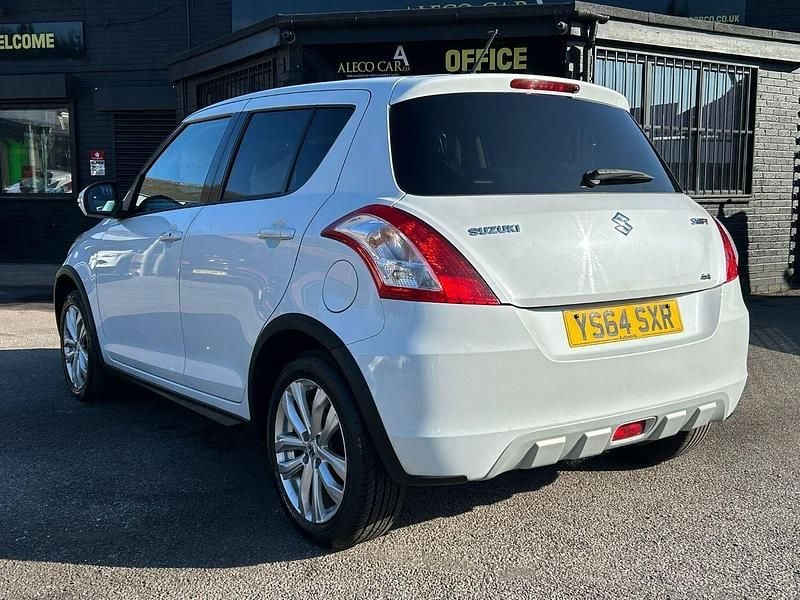 Used Suzuki Swift SZ4 94 HP (69 kW) 2014 White Hatchback