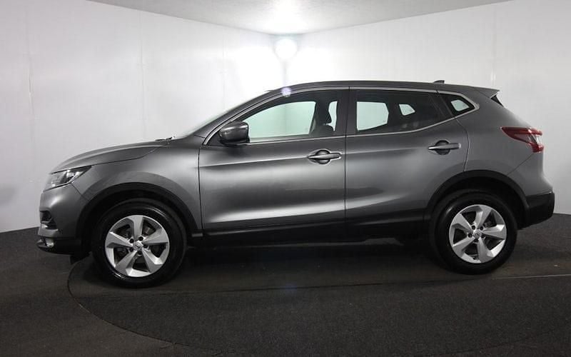 Used Nissan Qashqai Acenta Premium 160 HP (117 kW) 2020 Grey SUV