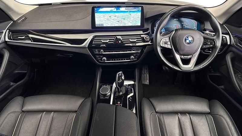 Used BMW 530e Comfort Edition 288 HP (211 kW) 2023 Black Estate