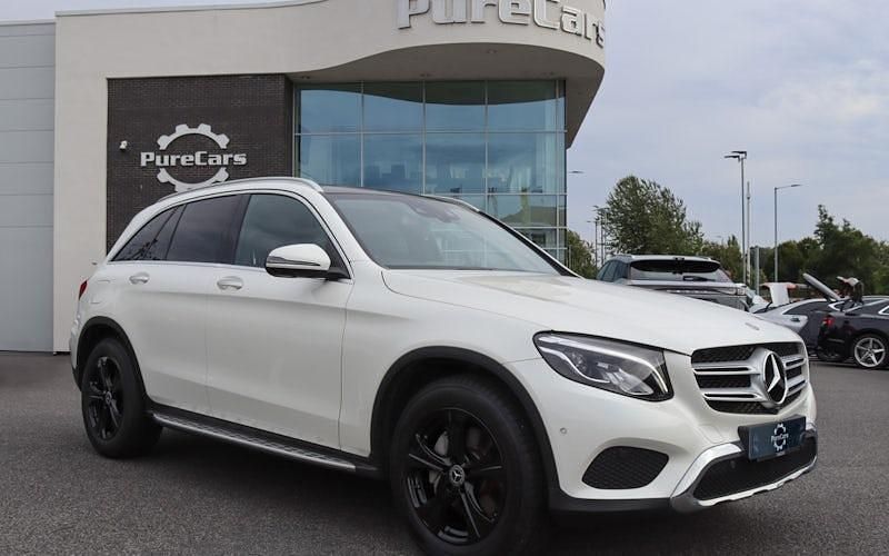White Used 2019 Mercedes GLC250 Premium Plus Estate | £20,190 (Fair price) - Image 1/4