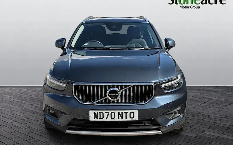 Used Volvo XC40 Inscription 197 HP (144 kW) 2021 Blue SUV