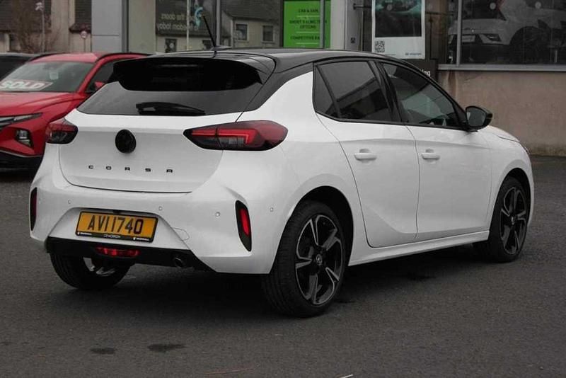 Used Vauxhall Corsa S 100 HP (73 kW) 2023 White Hatchback