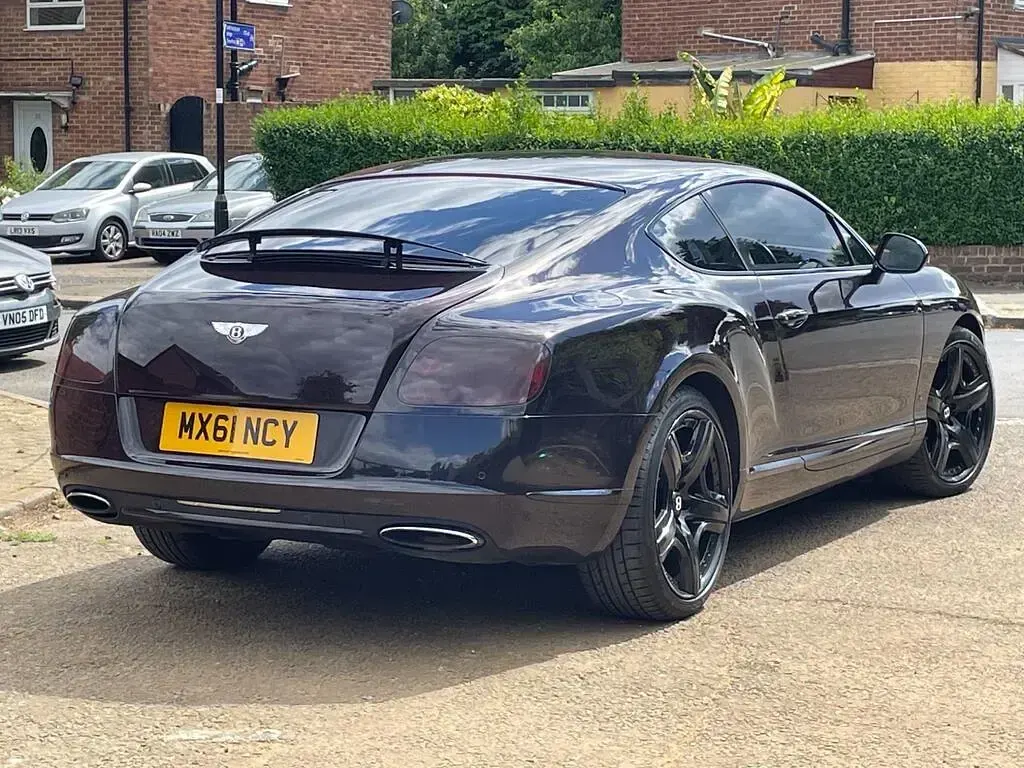 Used Bentley Continental Mulliner 575 HP (422 kW) 2012 Black Coupe