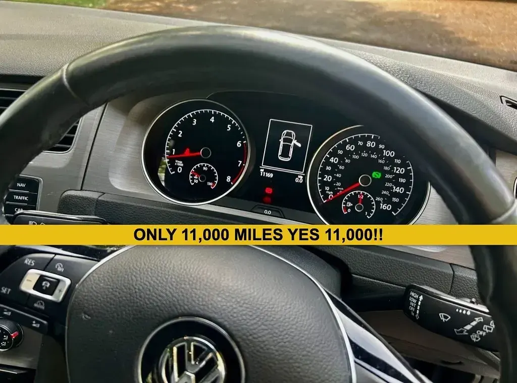 Used VW Golf VII Edition 125 HP (91 kW) 2017 Silver Hatchback