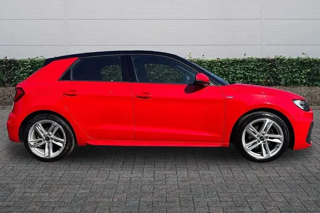 Used Audi A1 S-Line 108 HP (79 kW) 2022 Red SUV