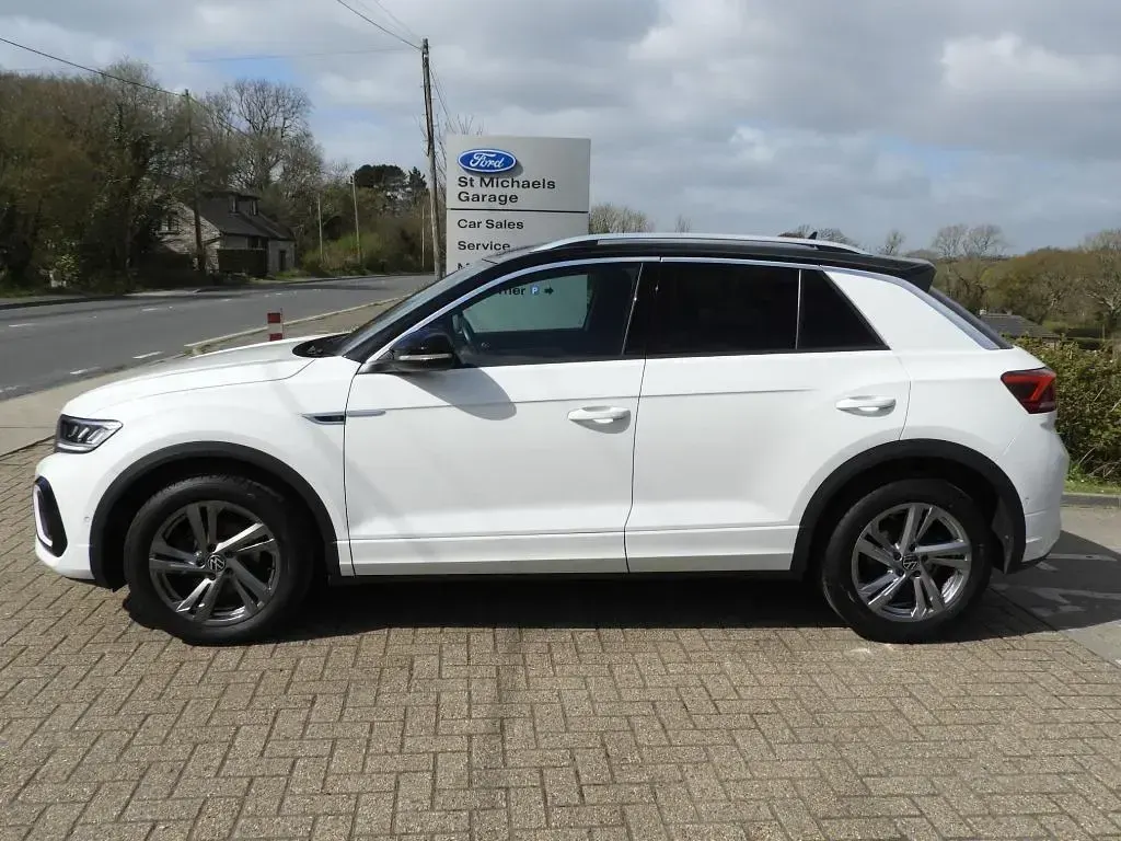 Used VW T-Roc R-line 150 HP (110 kW) 2022 White SUV