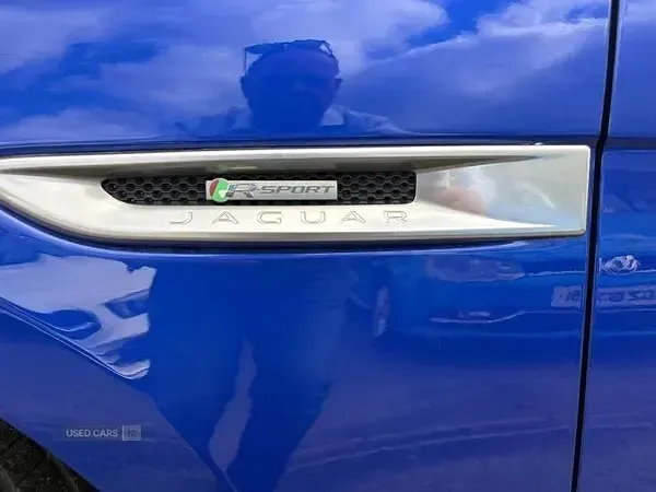 Used Jaguar F-Pace R-Sport 180 HP (132 kW) 2018 Blue SUV
