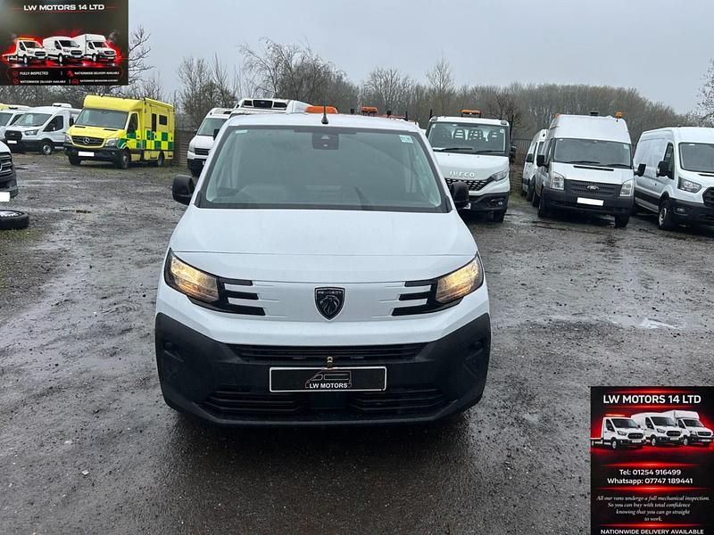 Used Peugeot Partner 2025 White MPV