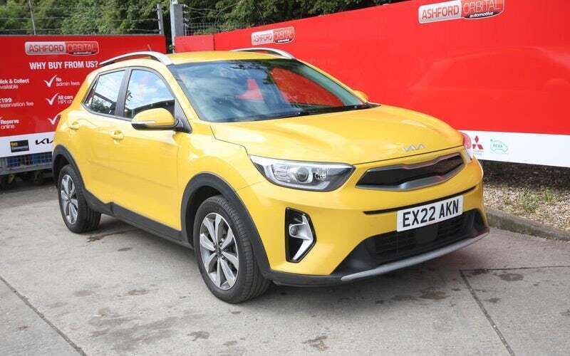 Used 2024 Kia Stonic 2 SUV | £12,995 (Good price) - Image 1/4