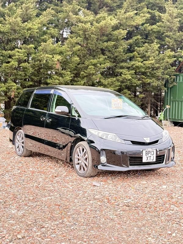 Used Toyota Estima 170 HP (125 kW) 2013 Black MPV