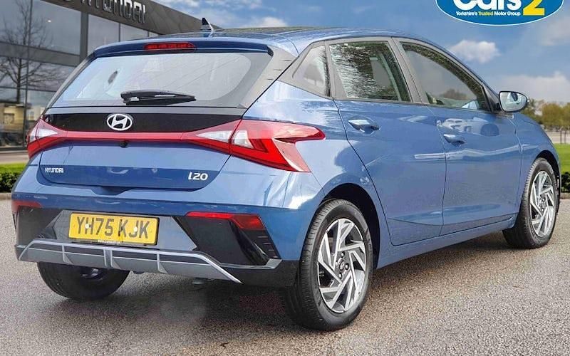 New Hyundai i20 Advanced 101 HP (74 kW) 2025 Blue Hatchback
