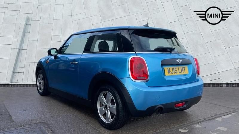 Used Mini ONE Hatch 101 HP (74 kW) 2015 Blue Hatchback