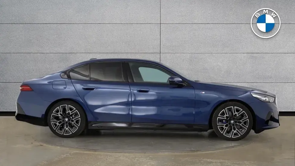 Used BMW i5 M Sport 246 kW (335 HP) 2025 Blue