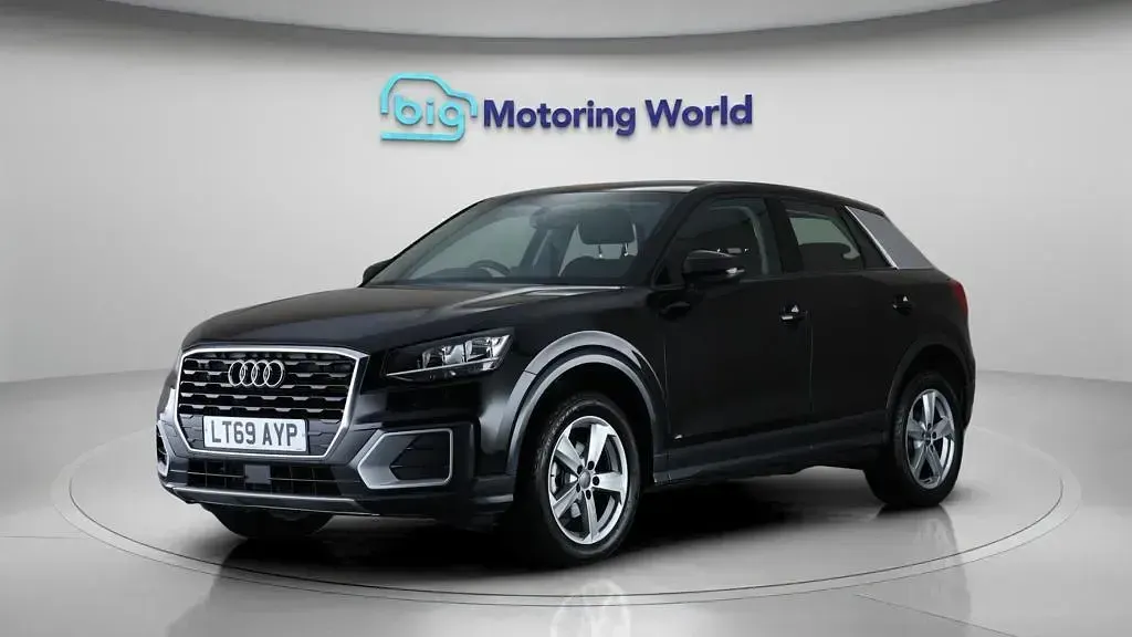 Used Audi Q2 Sport 116 HP (85 kW) 2019 Black SUV