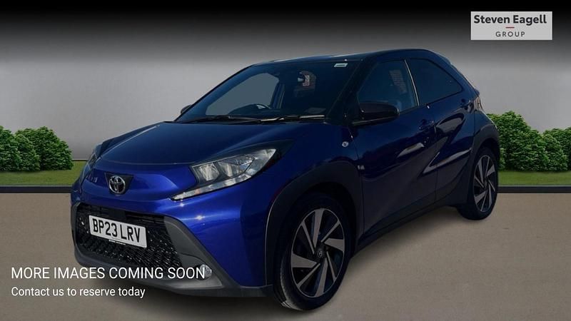 Used Toyota Aygo X 72 HP (52 kW) 2023 Blue SUV