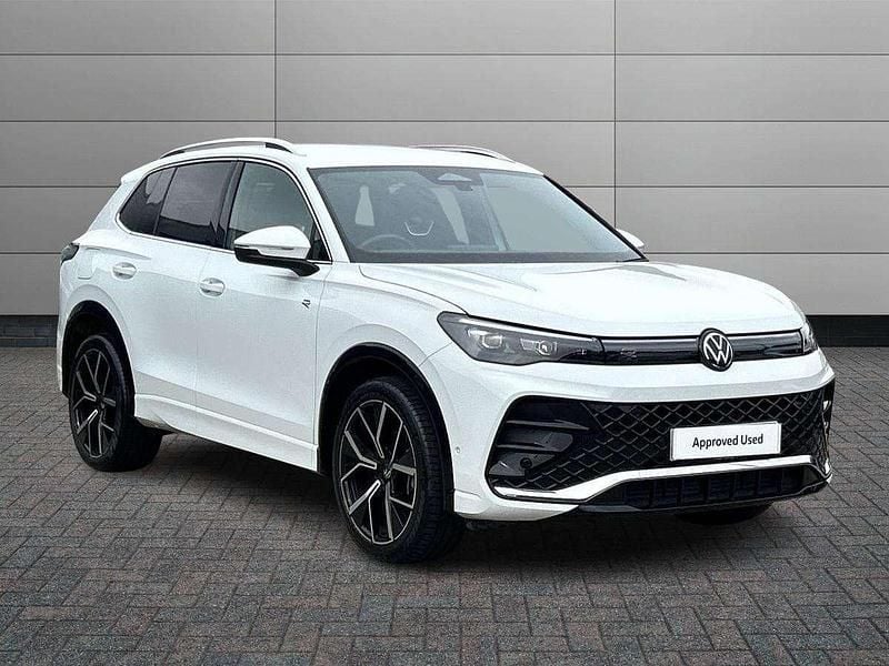 White Used 2024 VW Tiguan R-line SUV | £32,748 (Fair price) - Image 1/4