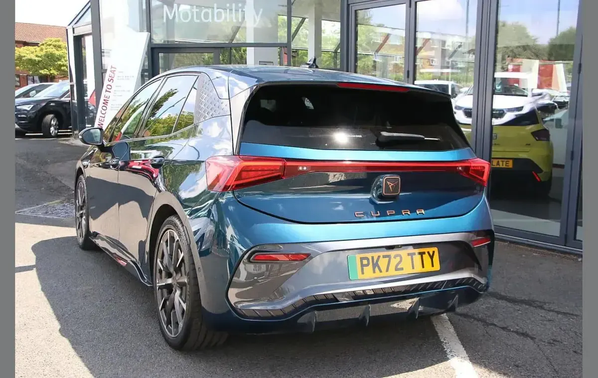 Used Cupra Born e-Boost 169 kW (230 HP) 2022 Blue Hatchback