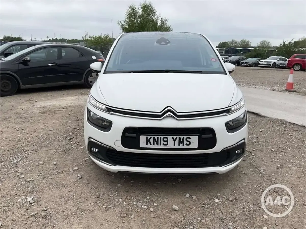 Käytetty Citroën C4 Flair 2019 Valkoinen Tila-auto