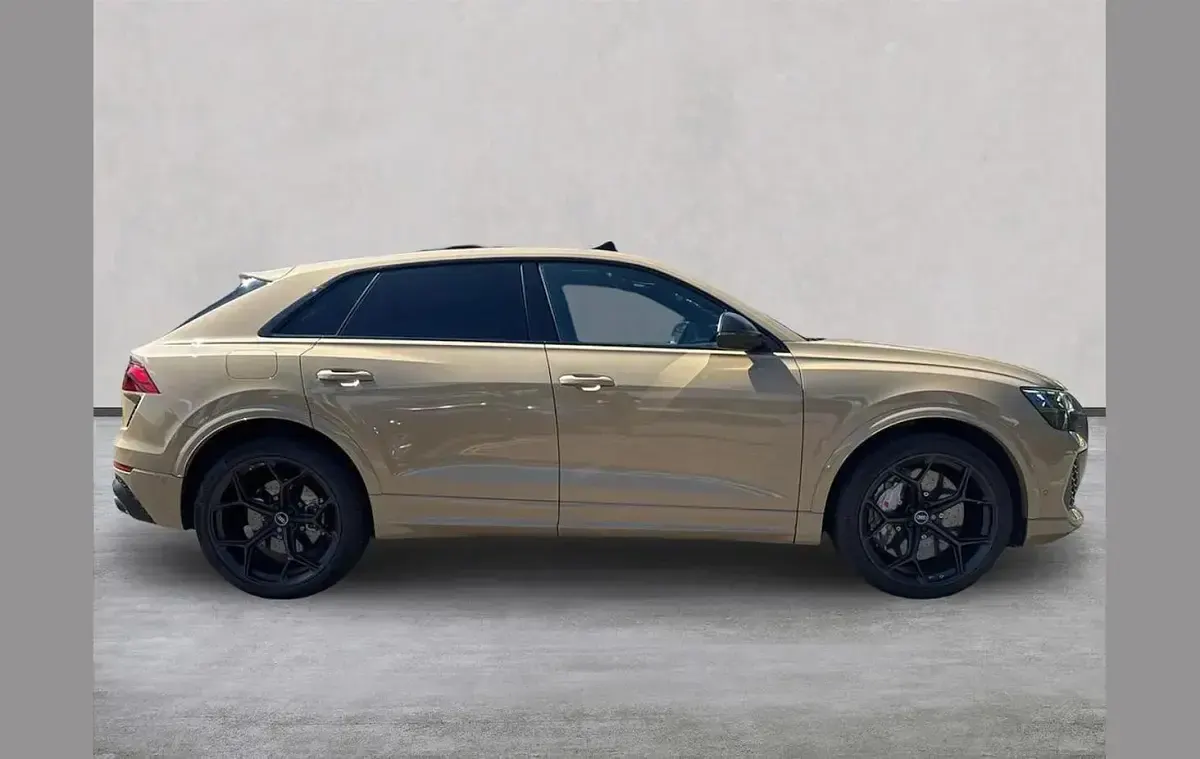 Usado Audi RS Q8 Performance 640 CV (470 kW) 2024 Dorado SUV