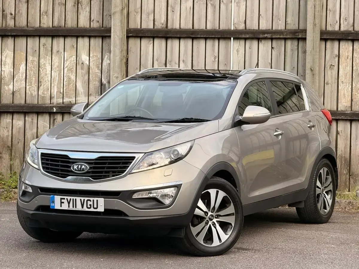 Begagnad Kia Sportage 115 HK (84 kW) 2011 Silver SUV