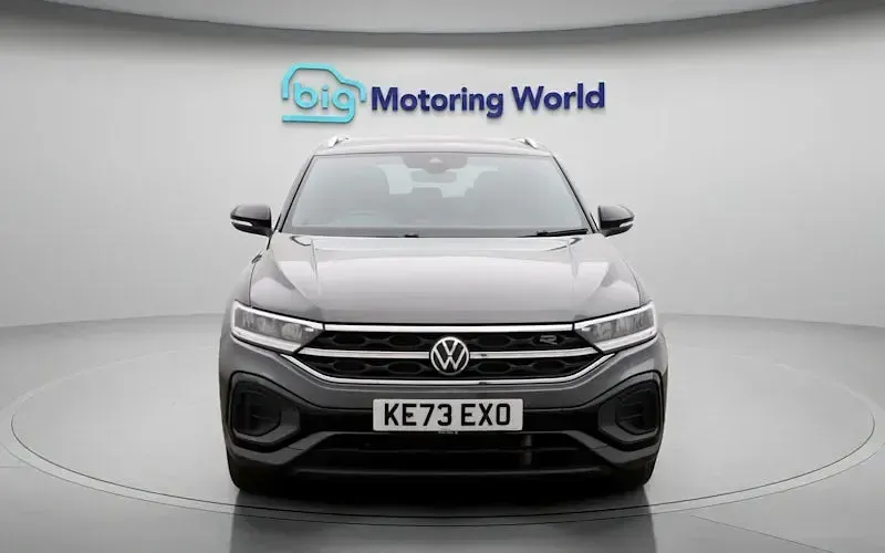 Used VW T-Roc R-line 190 HP (139 kW) 2024 Grey SUV
