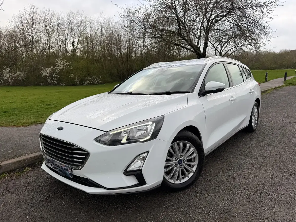 Used Ford Focus Titanium 150 HP (110 kW) 2019 White Estate