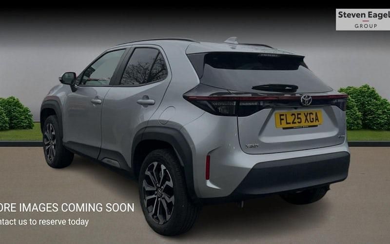 Used Toyota Yaris Hybrid Design 116 HP (85 kW) 2026 Estate