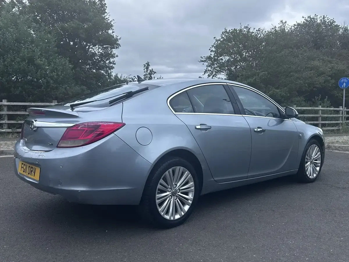 Used Vauxhall Insignia 2011 Silver Hatchback