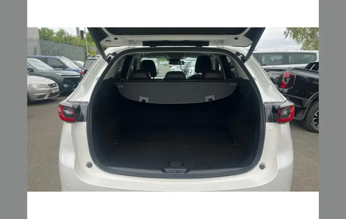 Used Mazda CX-5 Exclusive-Line 165 HP (121 kW) 2025 White SUV