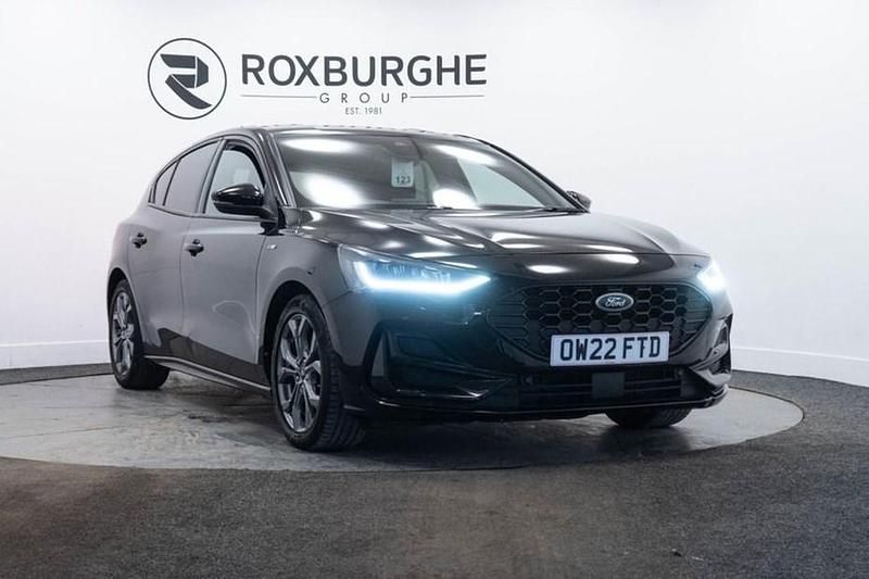 Used Ford Focus ST-Line 125 HP (91 kW) 2022 Black Hatchback