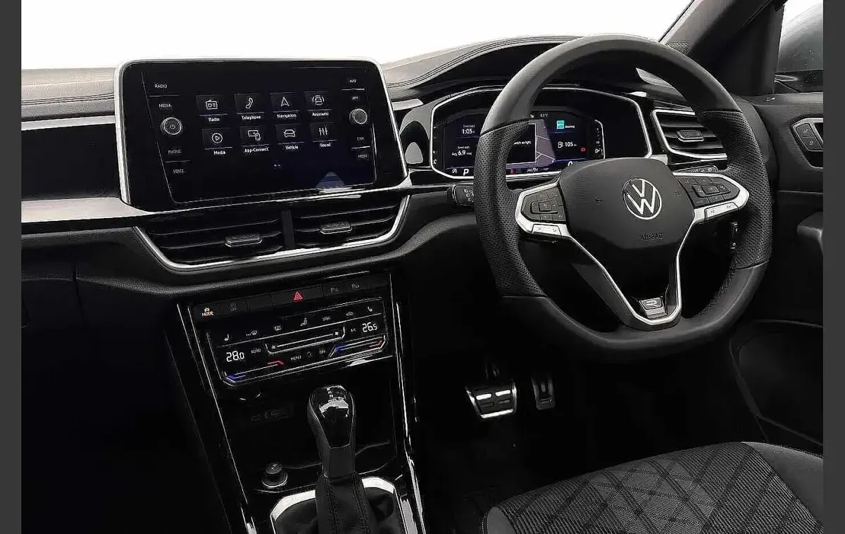 Usado VW T-Roc Cabriolet R-line 147 HP (108 kW) 2025 Prateado SUV