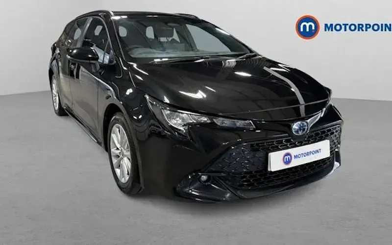 Used Toyota Corolla 140 HP (102 kW) 2025 Estate