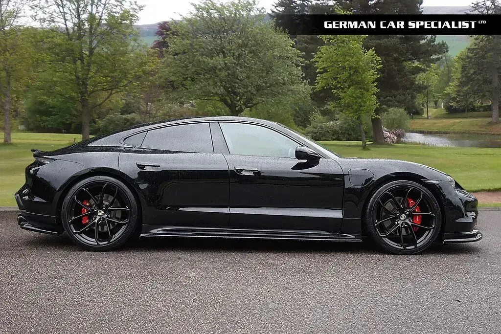 Used Porsche Taycan 4S 92 kW (126 HP) 2021 Jet black Sedan
