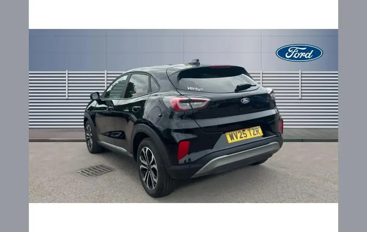 Used Ford Puma Titanium 125 HP (91 kW) 2025 Black SUV