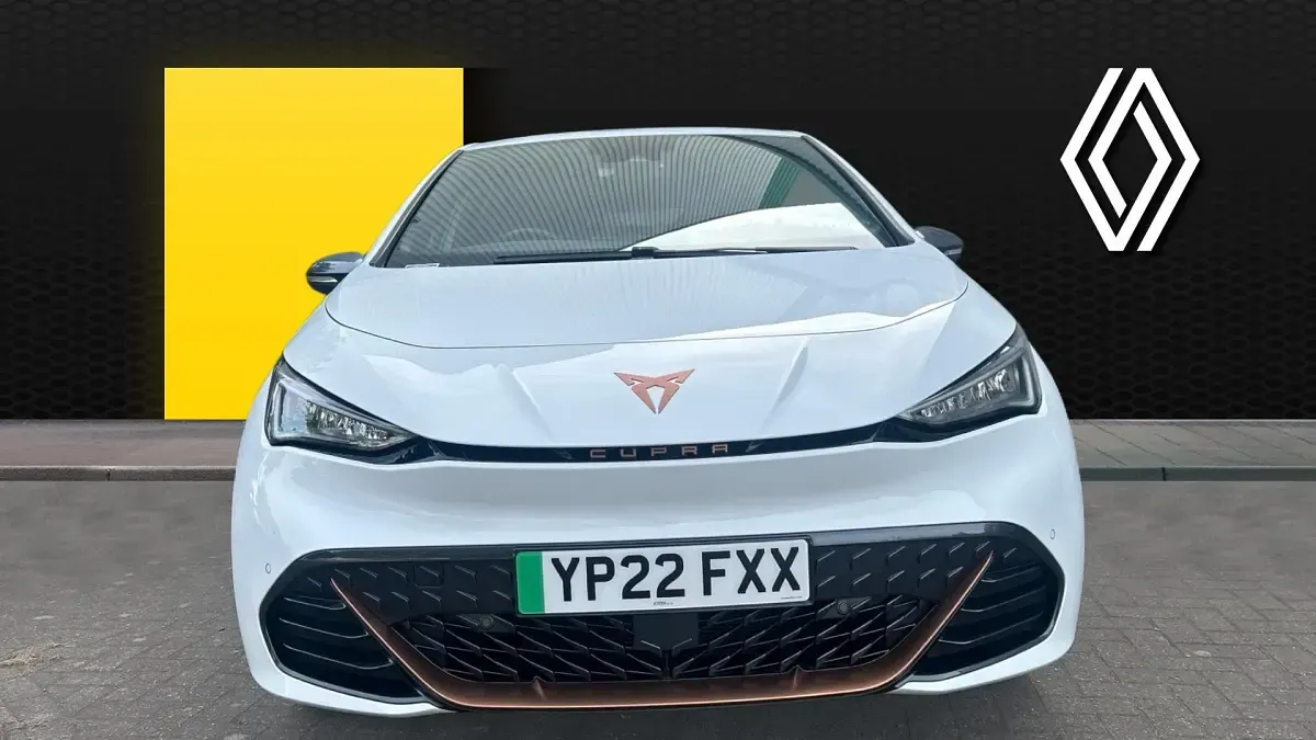 Used Cupra Born e-Boost 169 kW (230 HP) 2022 White Hatchback