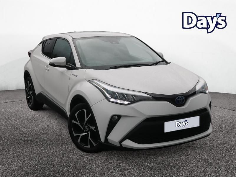 White Used 2021 Toyota C-HR Design SUV | £18,099 (Good price) - Image 1/4