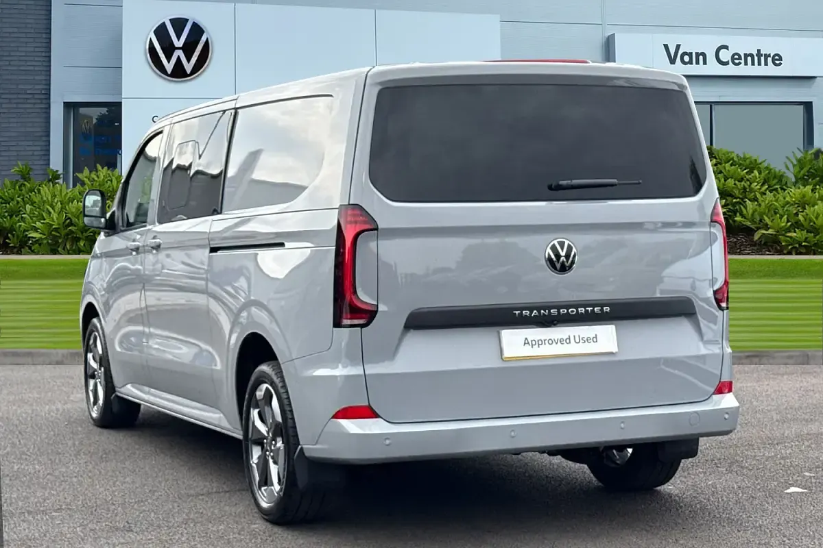 New VW Transporter Pro 170 HP (125 kW) 2026 Grey Van