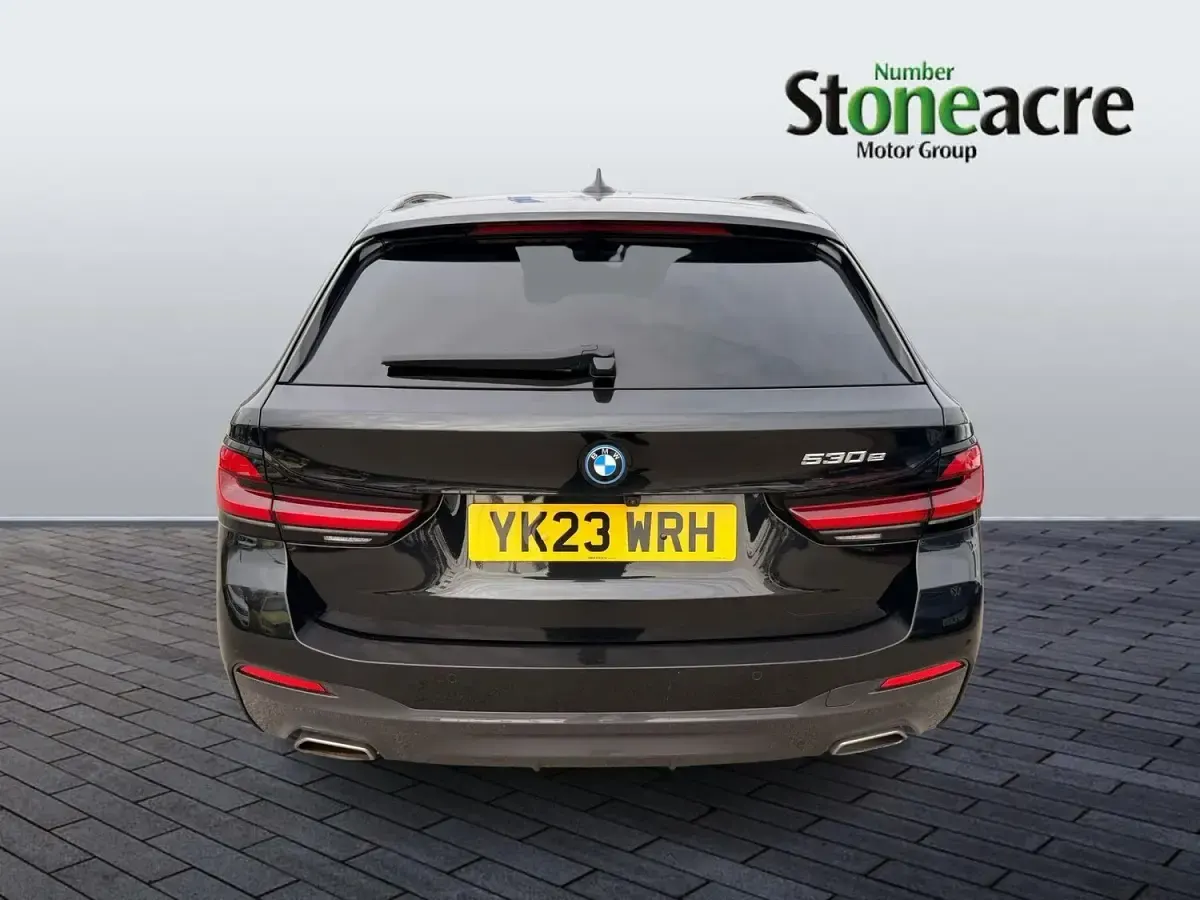 Used BMW 530e M Sport 288 HP (211 kW) 2023 Black Estate