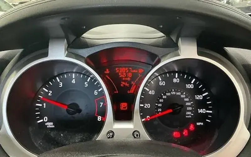 Used Nissan Juke Tekna 117 HP (86 kW) 2016 White SUV