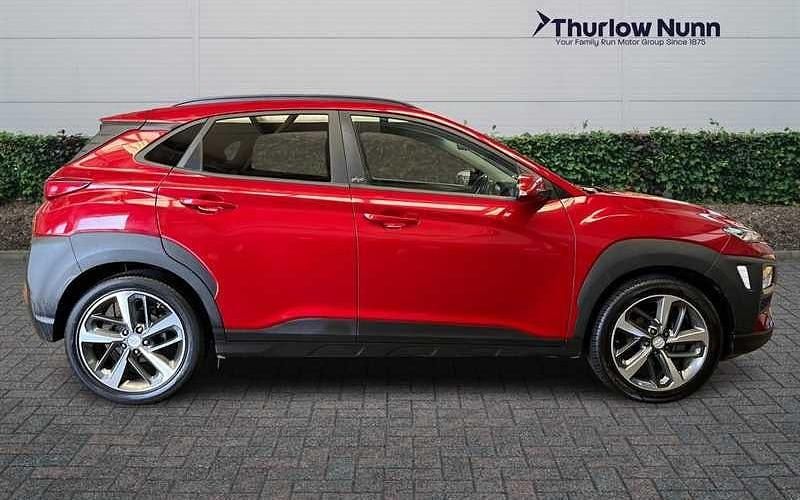 Second-hand Hyundai Kona Edition 120 CP (88 kW) 2020 Roșu SUV